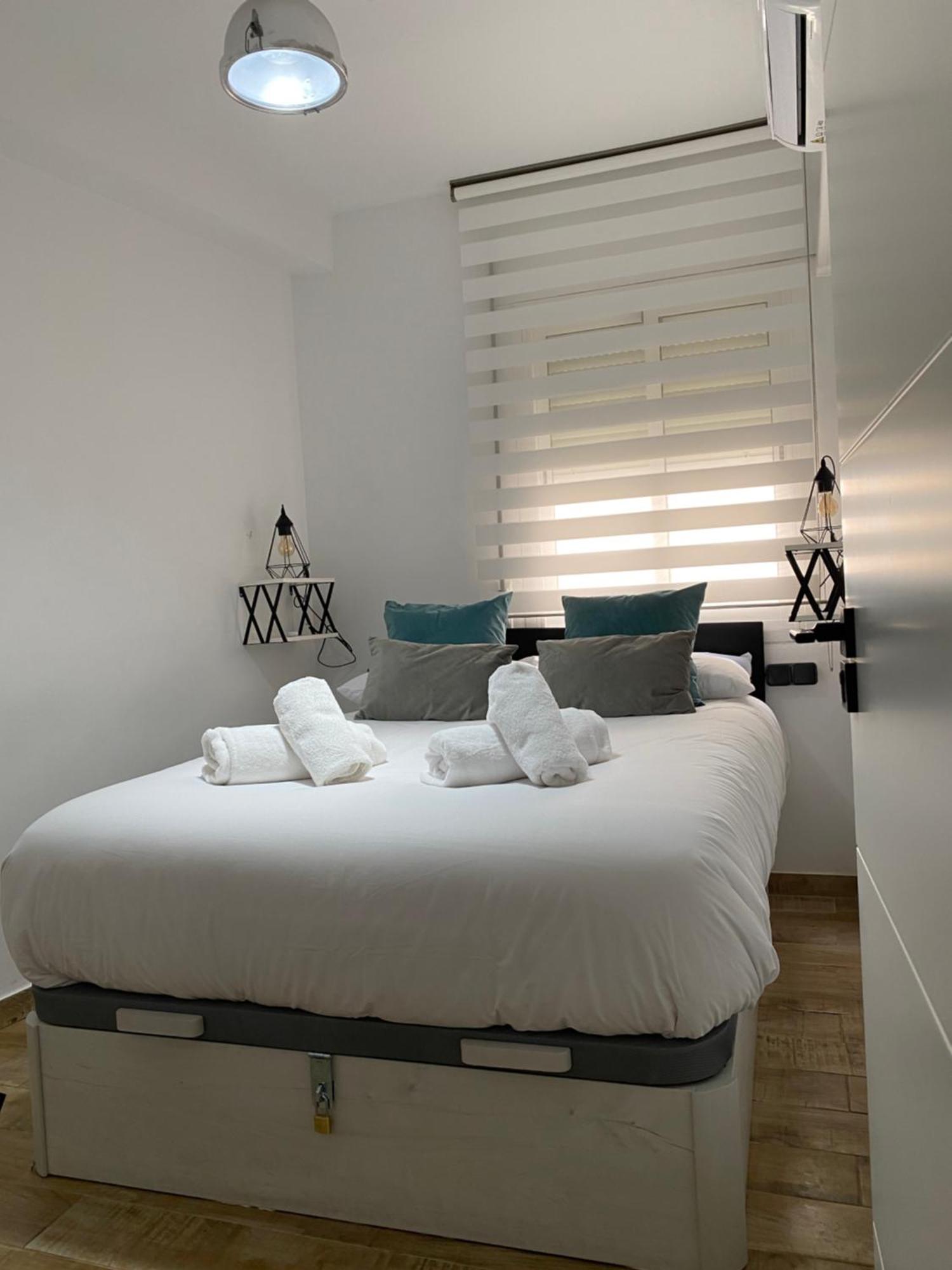 Gongora Home Con Parking Cordoba Exterior photo